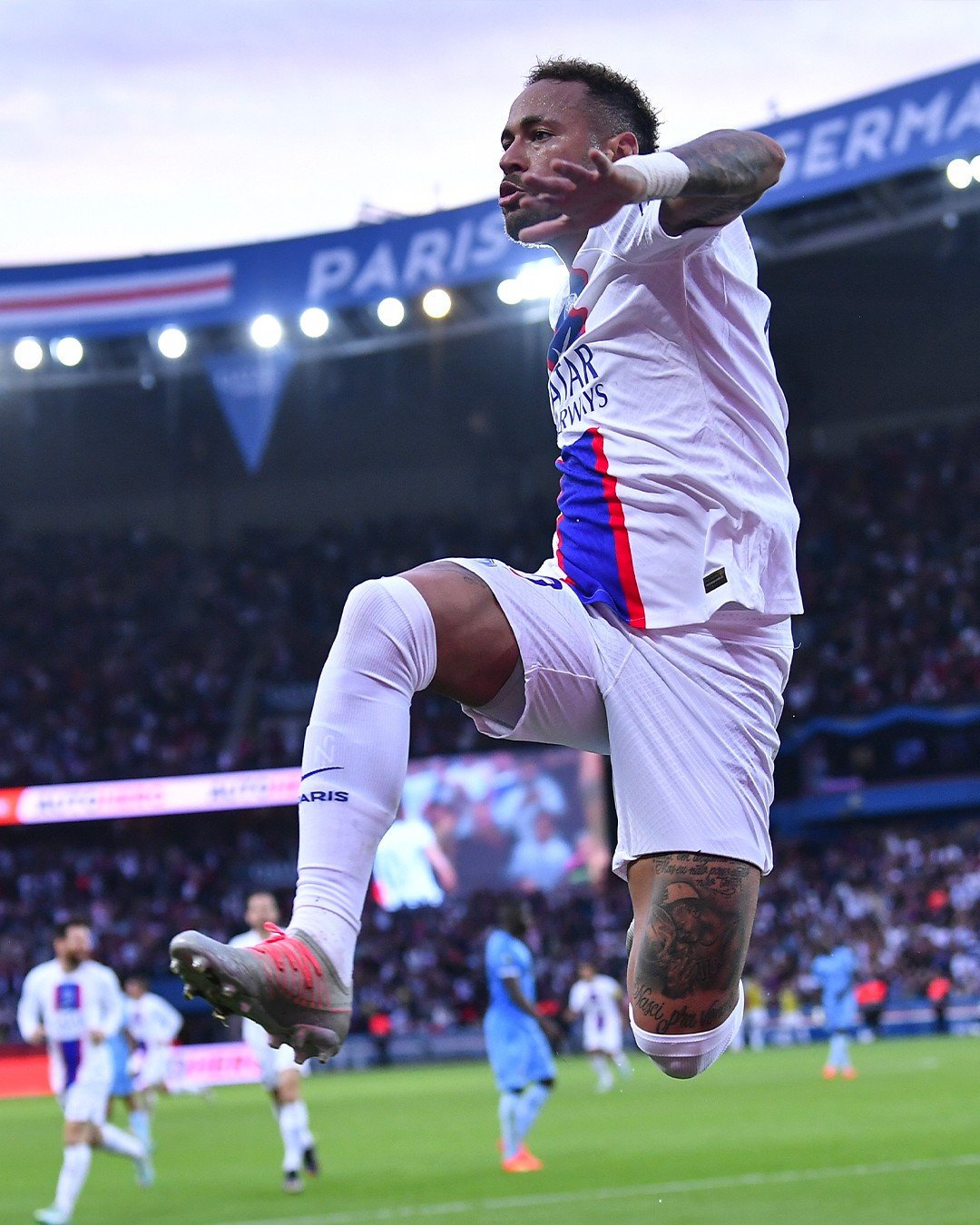 欧博-包含内马尔新星精彩发挥表现惊艳，老鹰未来可期！的词条