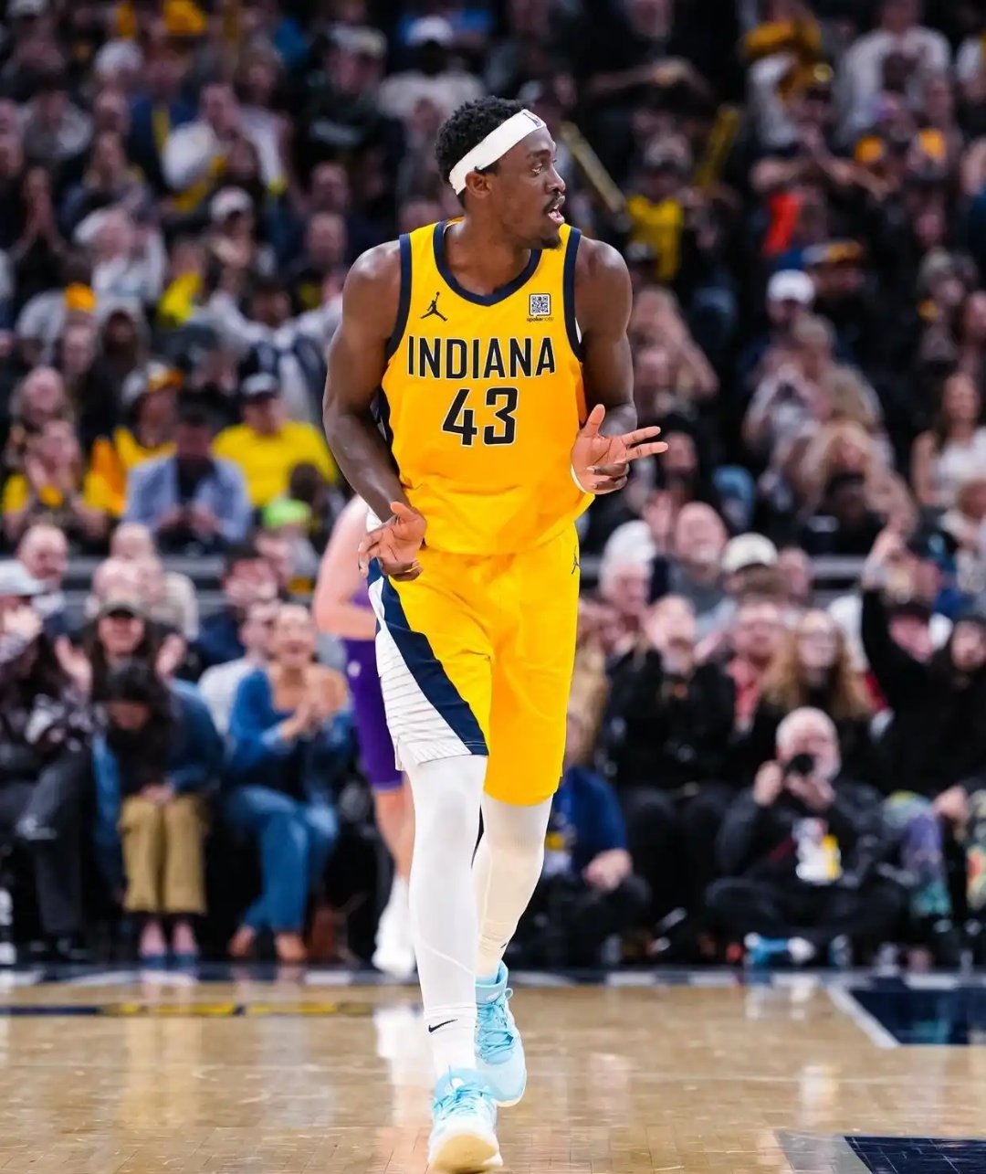 ABG欧博-西亚卡姆在美国队比赛中战术调整，高光表现引发热议！的简单介绍